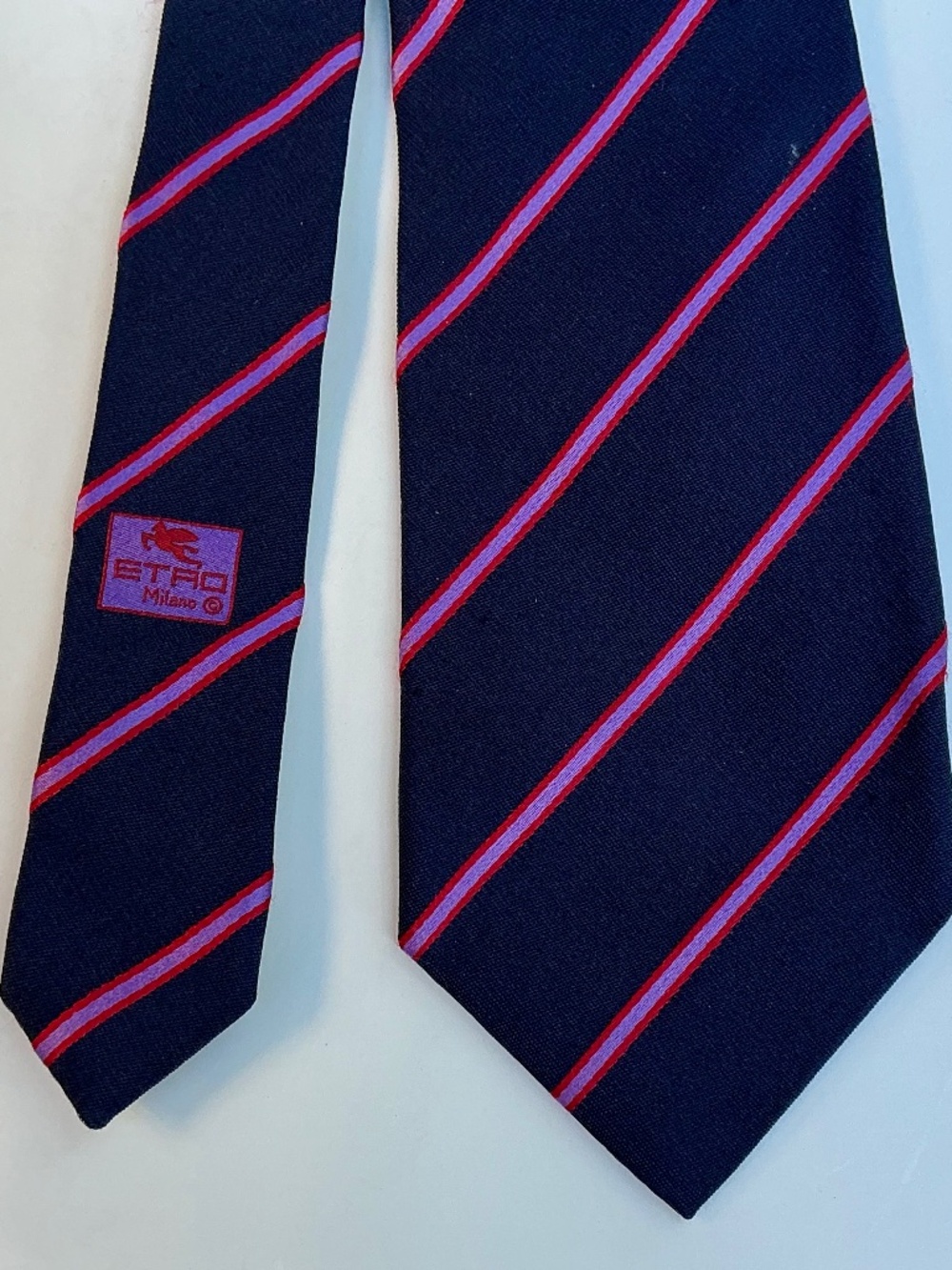 ETRO Milano classy navy , red striped wool & silk tie made in Italy 🇮🇹